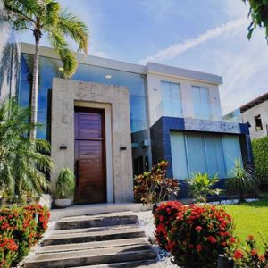 Casa En Alquiler En Urubó Golf