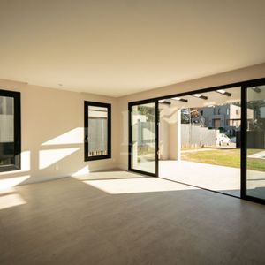 Casa En Venta En Parques - San Nicolás, 4 Dormitorios, Seguridad 24 Hs
