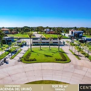 Hacienda Del Urubó - Terreno En Venta.
