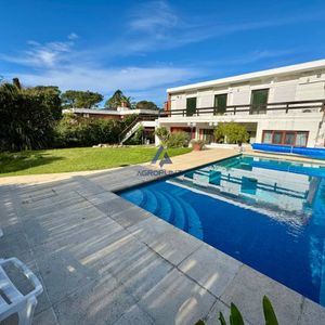 Casa De 4 Dormitorios En Venta Punta Del Este 150m Del Mar