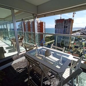 Excelente Apartamento En Una Zona Privilegiada