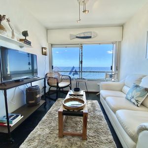Luminoso Apartamento Con Vista Al Mar