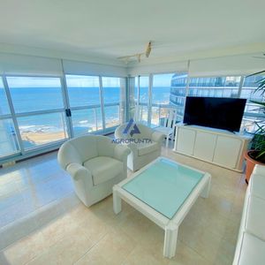 Apartamento En Venta 3 Dormitorios Península
