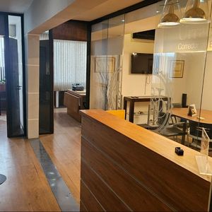 Alquiler Oficina Ciudad Vieja 2 Baños