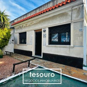 Venta Casa De 2 Dormitorios Mas Apartamento De 2 Dormitorios