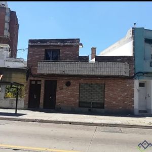 Pereira Amaro Propiedades Vende Exclusiva Ph Totalmente Independiente, Sin Gastos Comunes Y Con Instalaciones Actualizadas