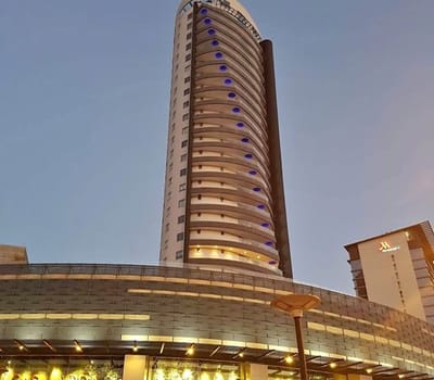 En Alquiler Departamento Amoblado En Condominio La Riviera