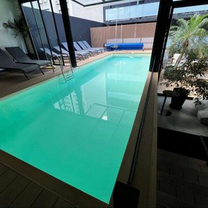 Venta Apartamento Pocitos, 2 Dormitorios, Garaje, Piscina, Canchas De Futbol, Gym, Barbacoas.