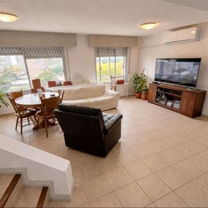 Venta Apartamento Malvin 4 Dormitorios 2 Baños
