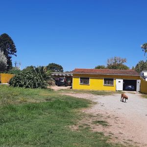 Terreno Nivelado Sobre Ruta 102 Muy Prox. Aeropuerto.