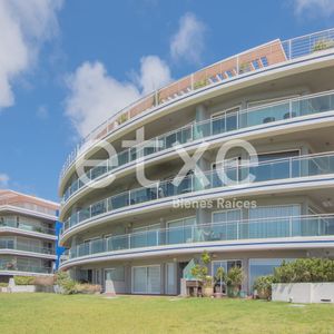 Apartamento Dúplex Alquiler 2 Dormitorios Av De Las Americas