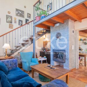 Venta De Divina Casa Ph Con Renta En Parque Rodo