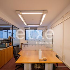Oficina Amoblada En Ciudad Vieja