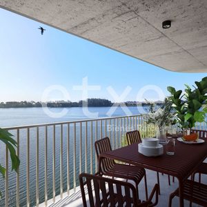 Venta De Apartamento 3 Dormitorios En Rotunda Al Lago