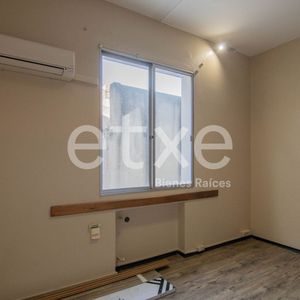 Venta  Oficina Ciudad Vieja