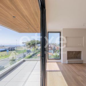 Alquiler De Apartamento Divina Vista 3 Dormitorios