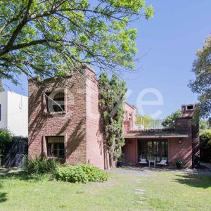 Venta De Casa En Parque Miramar
