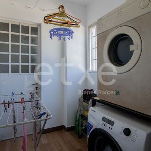 Apartamento Esquinero En Venta Pocitos