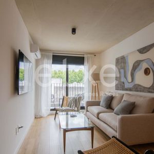 Apartamento Alquiler Con Muebles Cordón