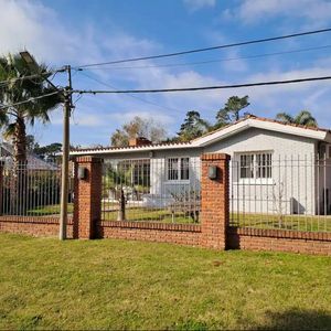 Alquiler Estupenda!!! Cantegrill 4 Dorm, Pileta Climatizada