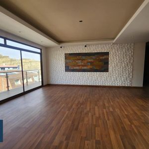 Departamento En Venta Con Balcon Privado En Achumani  - Huacollo A Estrenar