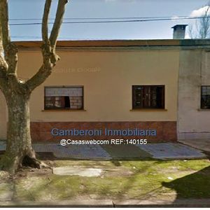 Casa En Venta En Colón. Está Alquilada