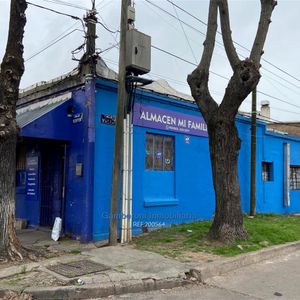 Alquiler De Local Comercial Y Vivienda En Peñarol.