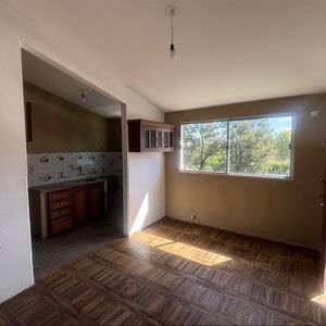 Apartamento En Parque Jardín Colón En Venta. Tercer Piso. Ya Está Alquilado.