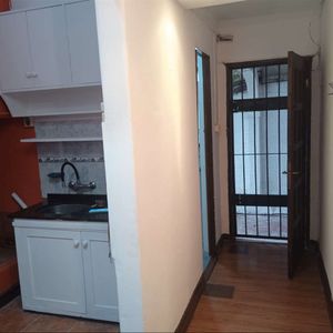 Apartamento En Alquiler De Dos Dormitorios. Terraza Transitable Con Parrillero.