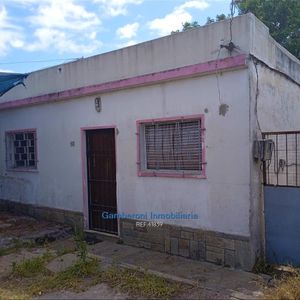 Ideal Para Inversión. Casa Alquilada,tiene Saldo A Anv