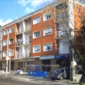 Apartamento En Sayago. Ariel Y Garzón.