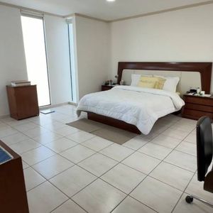Casa En Venta 4 Suit En Av Roca Y Coronado (condominio Pirai)