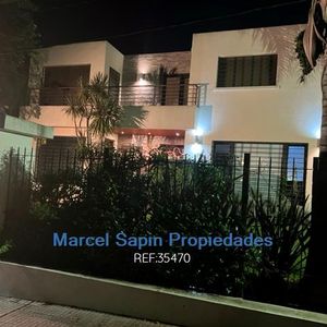 Casa Punta Gorda  3 Dormitorios Y Estudio Con Entrada Independiente  Y Baño Privado Minimalista Prox.playa Verde. Solamente El Estudio Tiene 40 M2 Con Baño.