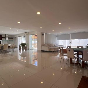 Penthouse De Lujo En Alquiler – Edificio Cristiani