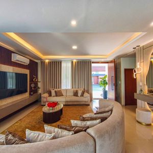 Condominio Joinville - Casa En Esquina De 4 Dormitorios En Suite 