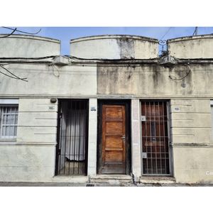 Alquila Apartamento 1 Dormitorio Y Patio - 100 Mts. De Bvar. Artigas