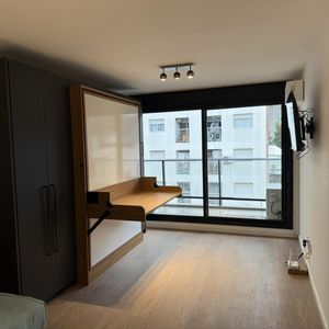 Vende Monoambiente - Piso 4 Al Frente - Financiado - Cordón Sur