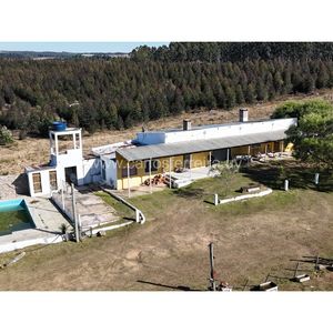 Vende Chacra 7,7 Hectareas Con Casa, Apartamento Y Salon De Fiesta