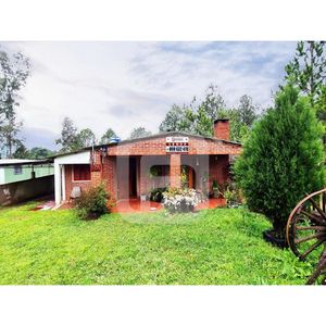 Vende Casa 2 Dormitorios Y Amplio Terreno - Lagos Del Norte - Rivera