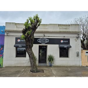 Vende Pizzeria Gorumet Funcionando En El Centro - Santa Rosa