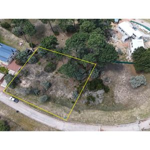 Vende Terreno De 1.606 M2 En Acres De Solanas - Punta Ballena