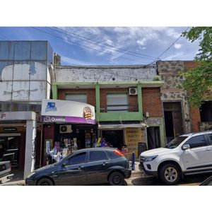 Vende 2 Locales Comerciales Y 5 Apartamentos - Ciudad De Rivera
