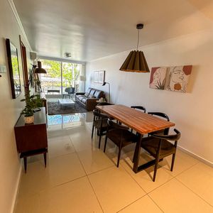 Alquiler Apartamento 2 Dormitorios Con Muebles. Patio Garaj