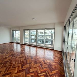 Venta Apartamento Punta Carretas 4 Dormitorios + Servicio 2 Garajes 172 M2 + 36 Terrazas