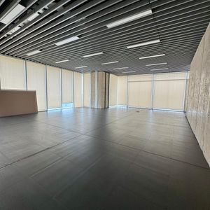 Oficina En Venta - Ambassador (equipetrol)