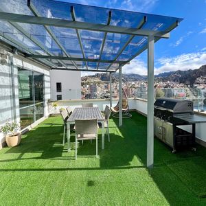 Hermoso Penthouse Duplex Calacoto