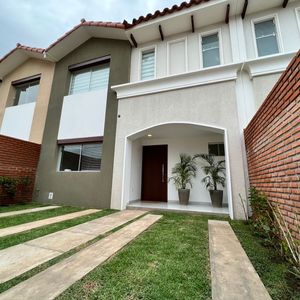 Casas En Venta Zona Norte