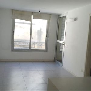 Oportunidad De Inversión! Monoambiente C/renta + Garaje En