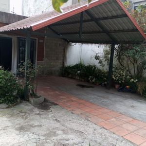 ¡oportunidad! Amplia Casa 2 Dorm. - Patio - Cochera - Apto.