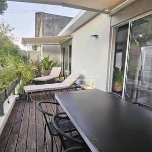 Venta Casa En Malvín, 3 Dormitorios, Cochera, Minimalista, Nueva.